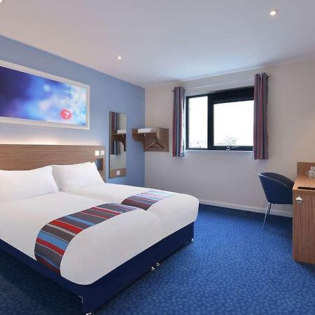 Travelodge Northwich Lostock Gralam Room photo